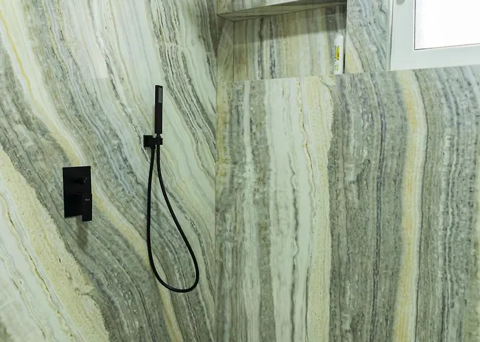 Coral Cane Апартаменты Тирана