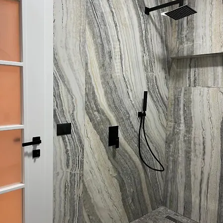 Coral Cane Apartment